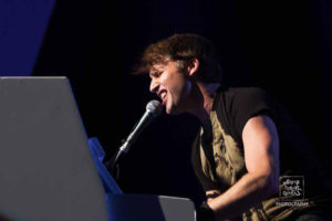 james-blunt_munich_olympiahalle_wearephotographers-22