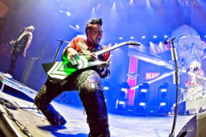 five-finger-death-punch_munich_olympiahalle_wearephotographers-16