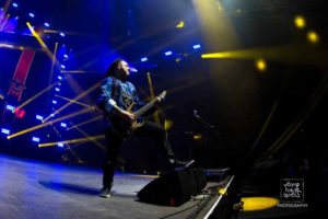 five-finger-death-punch_munich_olympiahalle_wearephotographers-7
